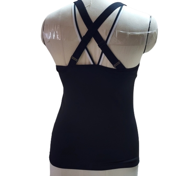 Reebok women's speedwick padded long Bra activewear black tank size medium - Picture 2 of 5